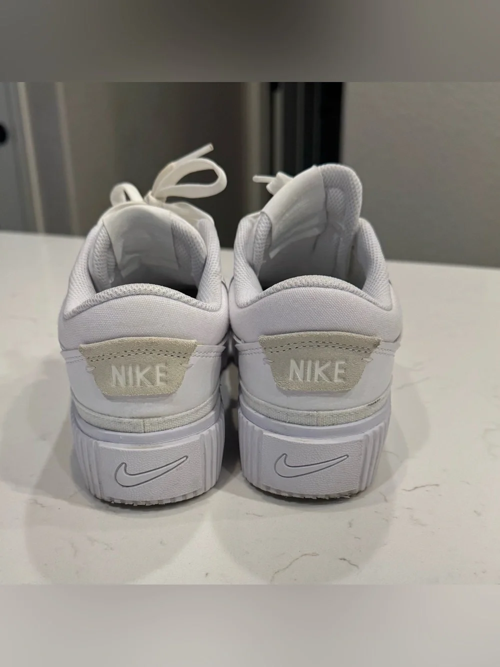 Women's Sz 6.5 Nike Court Legacy Lift Platform Sneaker DM7590-101 White/White - Picture 5 of 7